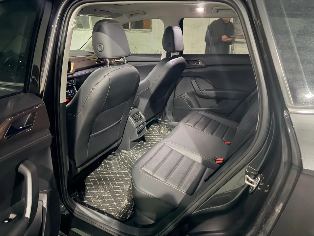 2022 Volkswagen Tharu 2.0T 186HP L4 7DCT,autocango,china used car exporter,china ev exporter,chinese used car exporter,chinese used ev exporter