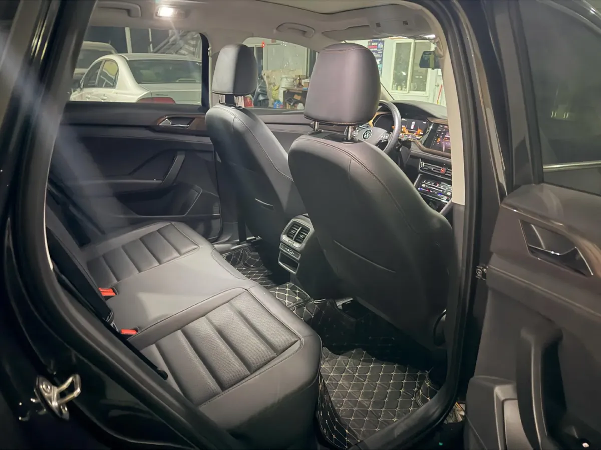 2022 Volkswagen Tharu 2.0T 186HP L4 7DCT,autocango,china used car exporter,china ev exporter,chinese used car exporter,chinese used ev exporter