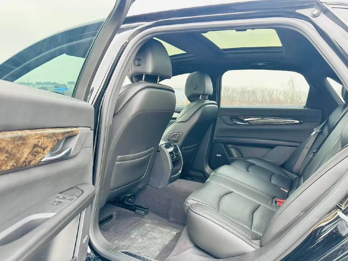 2020 Cadillac CT6 2.0T 241HP L4 10AT,autocango,china used car exporter,china ev exporter,chinese used car exporter,chinese used ev exporter