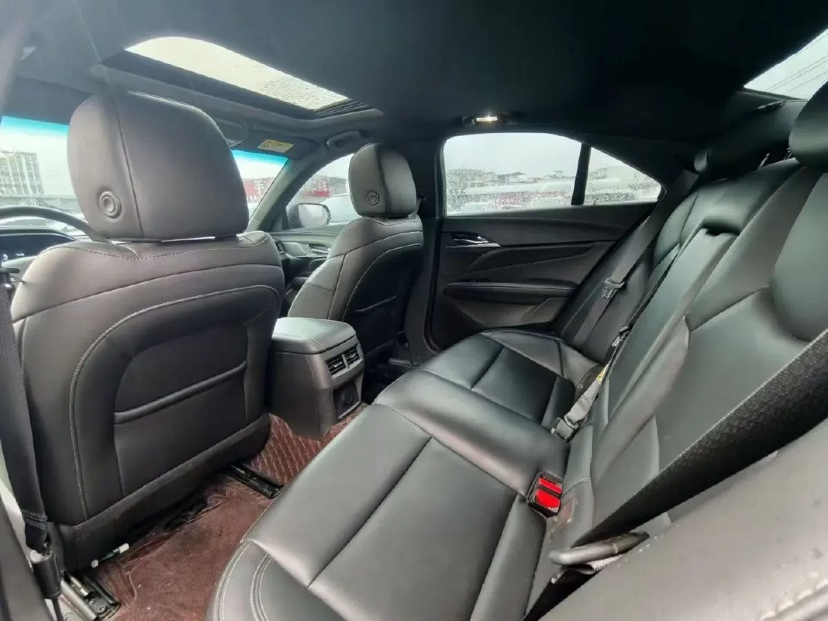 2022 Cadillac CT4 2.0T 237HP L4 8AT,autocango,china used car exporter,china ev exporter,chinese used car exporter,chinese used ev exporter