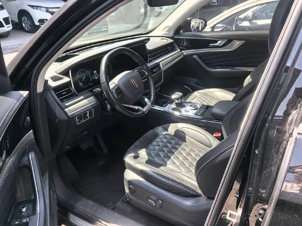 2019 HongQi HS5 2.0T 224HP L4 6AT,autocango,china used car exporter,china ev exporter,chinese used car exporter,chinese used ev exporter