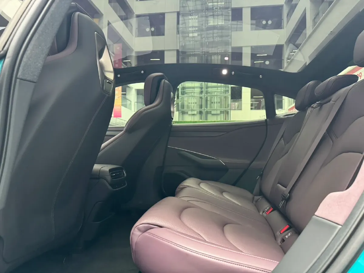 2024 MI SU7 BEV 94.3KWH,autocango,china used car exporter,china ev exporter,chinese used car exporter,chinese used ev exporter