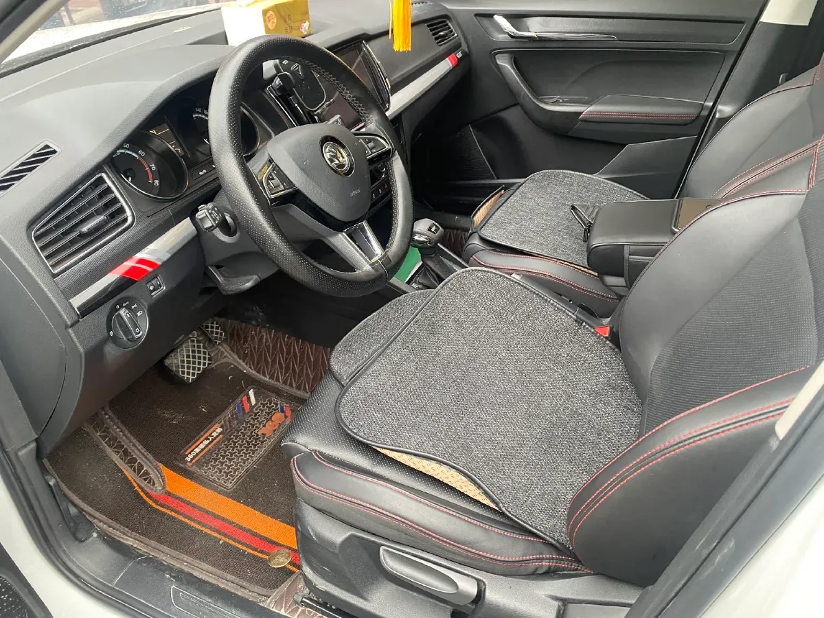 2023 Skoda Kamiq 1.5L 109HP L4 6AT,autocango,china used car exporter,china ev exporter,chinese used car exporter,chinese used ev exporter