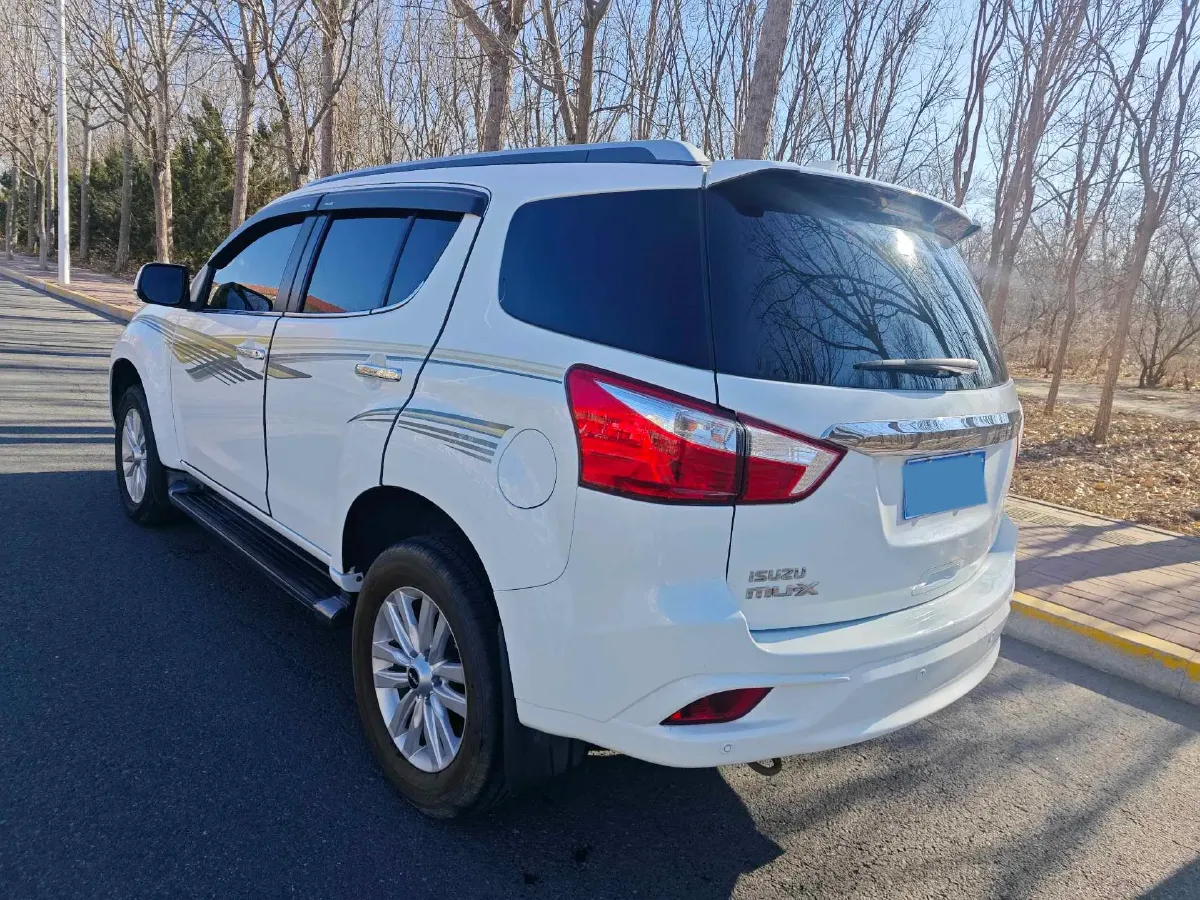 2018 Isuzu Mu-X 1.9T 163HP L4 6AT,autocango,china used car exporter,china ev exporter,chinese used car exporter,chinese used ev exporter