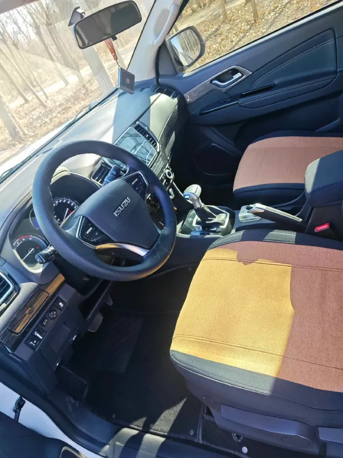 2018 Isuzu Mu-X 1.9T 163HP L4 6AT,autocango,china used car exporter,china ev exporter,chinese used car exporter,chinese used ev exporter