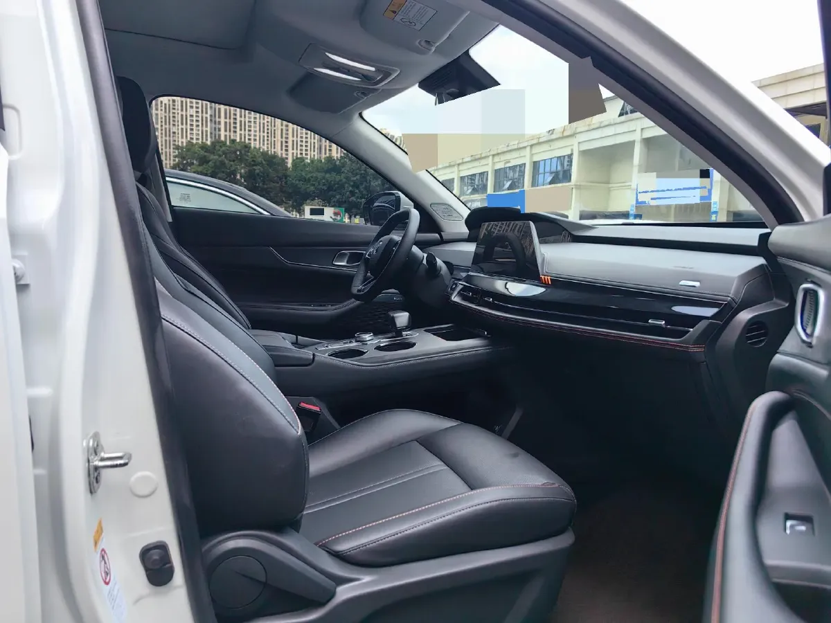 2021 ChangAn UNI-K 2.0T 233HP L4 8AT,autocango,china used car exporter,china ev exporter,chinese used car exporter,chinese used ev exporter