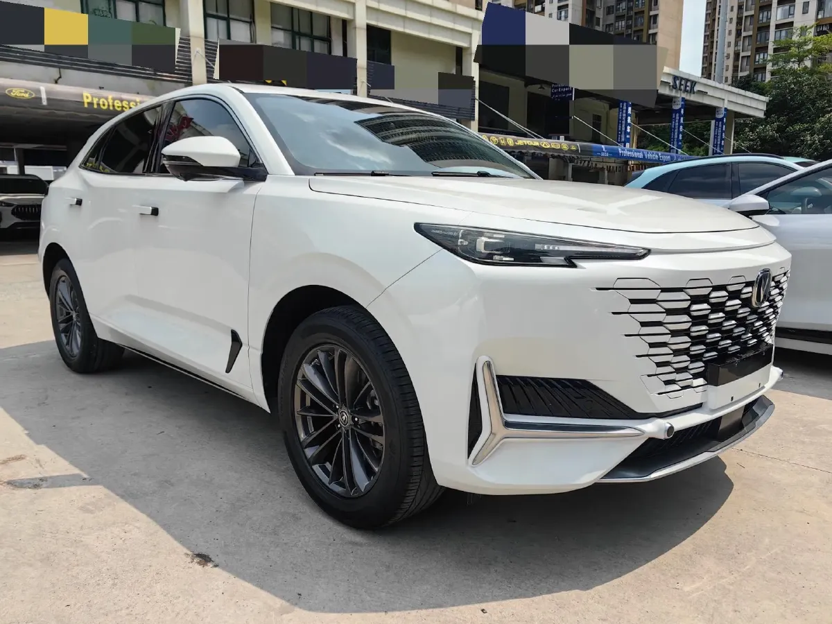 2021 ChangAn UNI-K 2.0T 233HP L4 8AT,autocango,china used car exporter,china ev exporter,chinese used car exporter,chinese used ev exporter