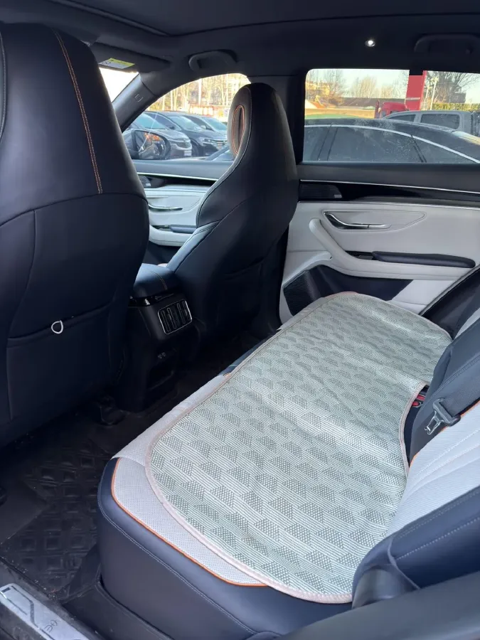 2021 Geely JiaJi 1.5T 177HP L3 7DCT PHEV 11.3KWH,autocango,china used car exporter,china ev exporter,chinese used car exporter,chinese used ev exporter