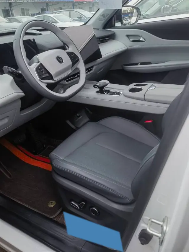 2025 ChangAn UNI-Z 1.5T 188HP L4 7DCT,autocango,china used car exporter,china ev exporter,chinese used car exporter,chinese used ev exporter