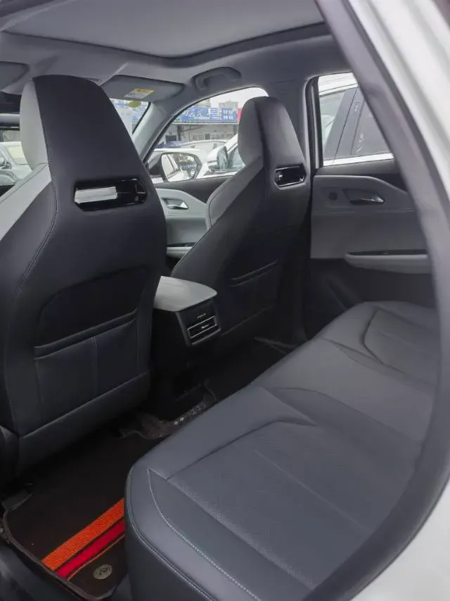 2025 ChangAn UNI-Z 1.5T 188HP L4 7DCT,autocango,china used car exporter,china ev exporter,chinese used car exporter,chinese used ev exporter