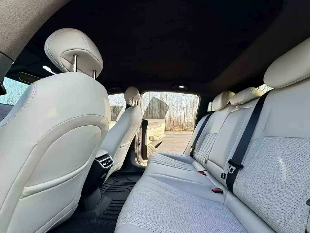 2025 ChangAn QiYuan A07 BEV 68.8KWH,autocango,china used car exporter,china ev exporter,chinese used car exporter,chinese used ev exporter