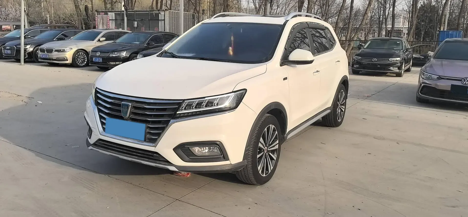 2020 Roewe i6 1.5T 169HP L4 7DCT,autocango,china used car exporter,china ev exporter,chinese used car exporter,chinese used ev exporter
