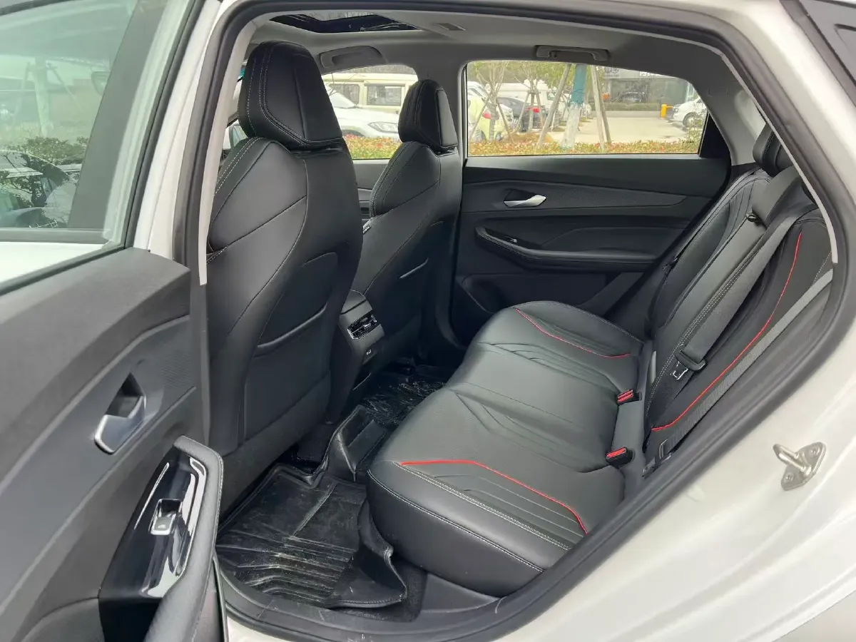 2024 Geely Binray 1.5T 181HP L4 7DCT,autocango,china used car exporter,china ev exporter,chinese used car exporter,chinese used ev exporter