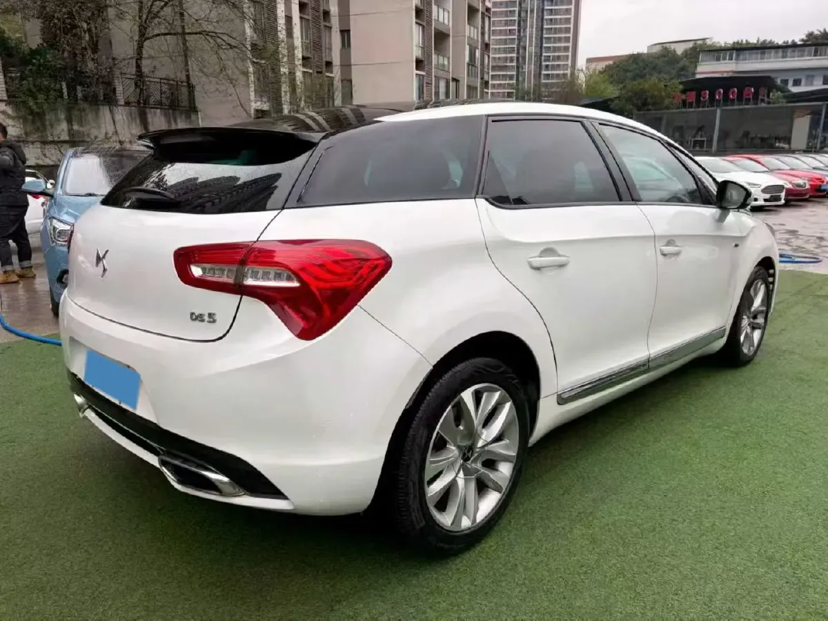 2014 DS 5 1.6T 163HP L4 6AT,autocango,china used car exporter,china ev exporter,chinese used car exporter,chinese used ev exporter
