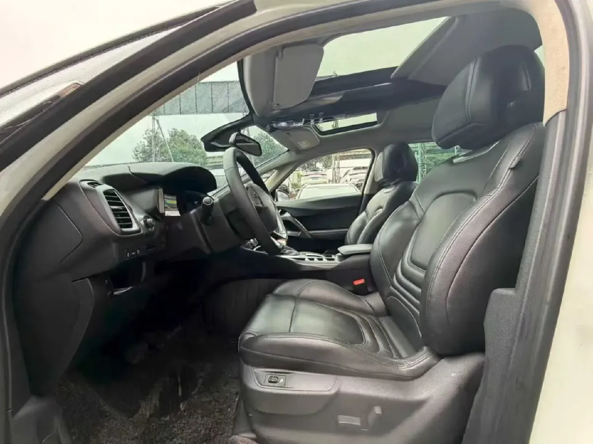 2014 DS 5 1.6T 163HP L4 6AT,autocango,china used car exporter,china ev exporter,chinese used car exporter,chinese used ev exporter