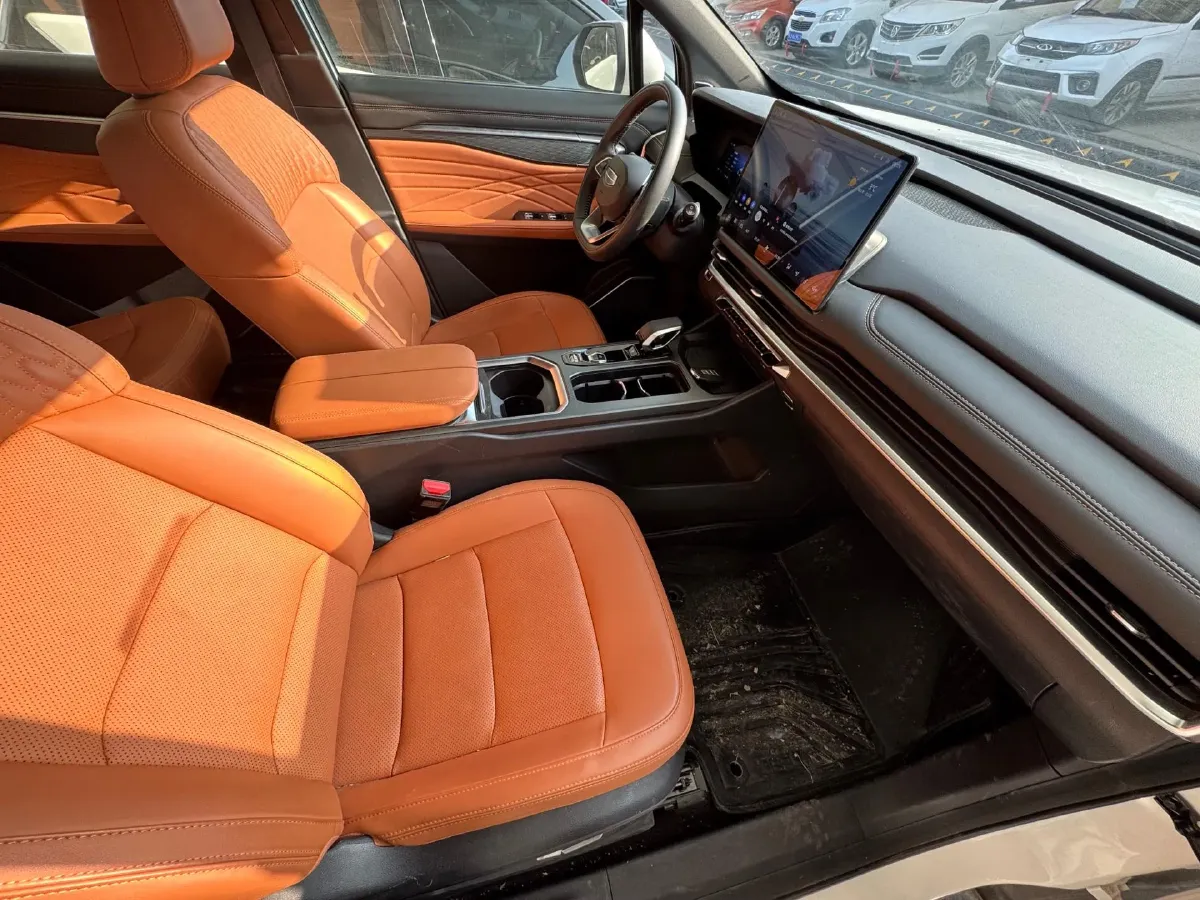 2024 Geely Okavango L 2.0T 218HP L4 7DCT,autocango,china used car exporter,china ev exporter,chinese used car exporter,chinese used ev exporter