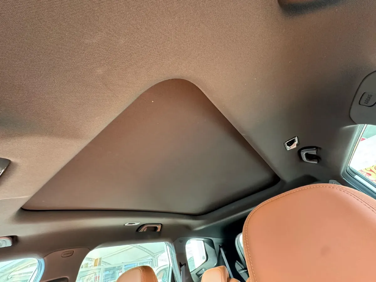 2024 Geely Okavango L 2.0T 218HP L4 7DCT,autocango,china used car exporter,china ev exporter,chinese used car exporter,chinese used ev exporter