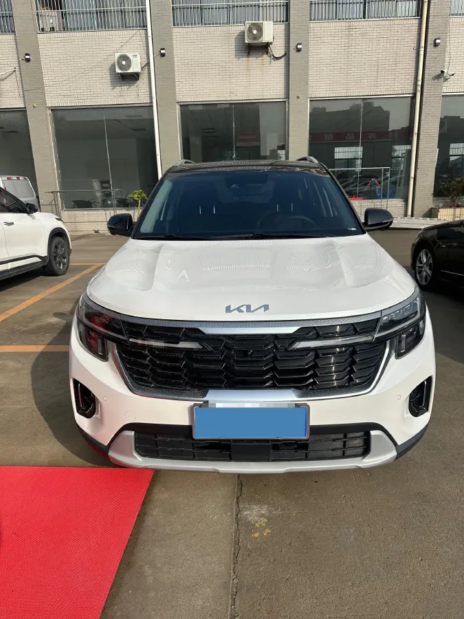 2023 Kia Seltos 1.5L 115HP L4 CVT,autocango,china used car exporter,china ev exporter,chinese used car exporter,chinese used ev exporter