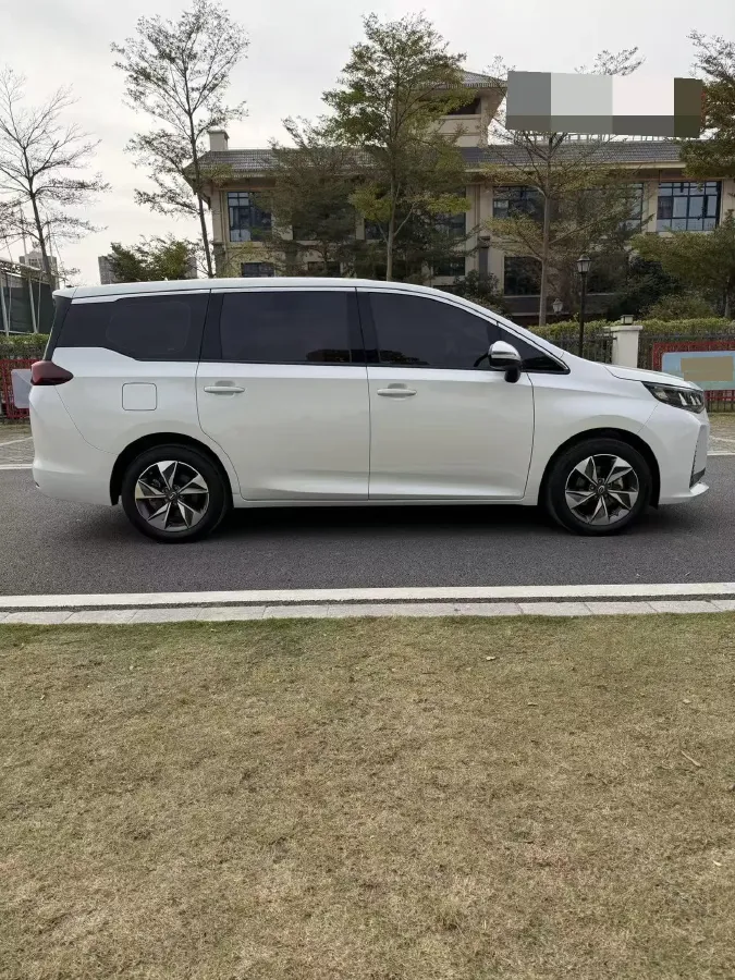 2023 GAC Trumpchi M6 1.5T 177HP L4 7DCT,autocango,china used car exporter,china ev exporter,chinese used car exporter,chinese used ev exporter