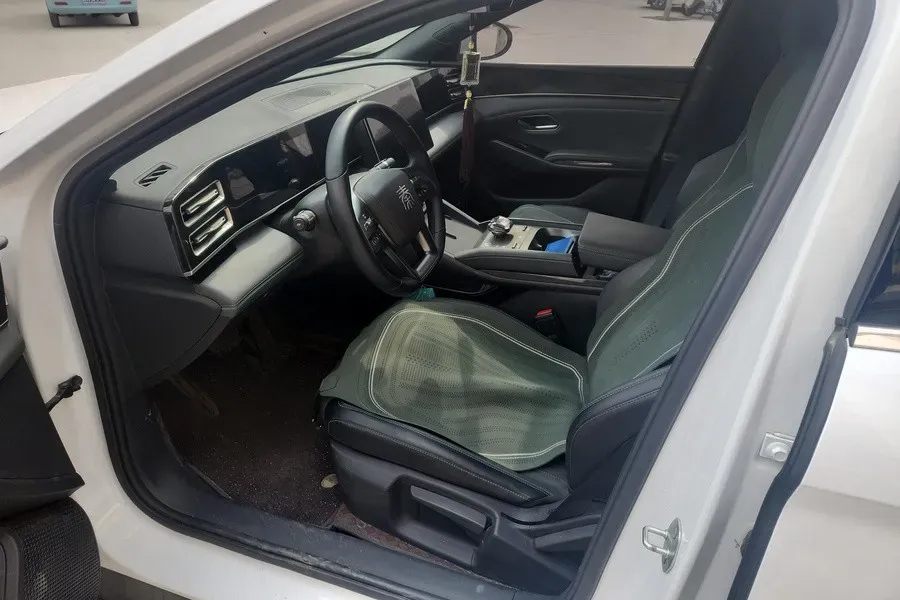 2025 BYD QinL 1.5L 101HP L4 E-CVT PHEV 10.08KWH,autocango,china used car exporter,china ev exporter,chinese used car exporter,chinese used ev exporter