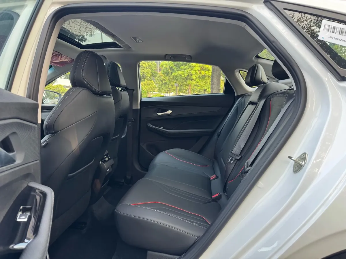 2024 Geely Binray 1.5T 181HP L4 7DCT,autocango,china used car exporter,china ev exporter,chinese used car exporter,chinese used ev exporter