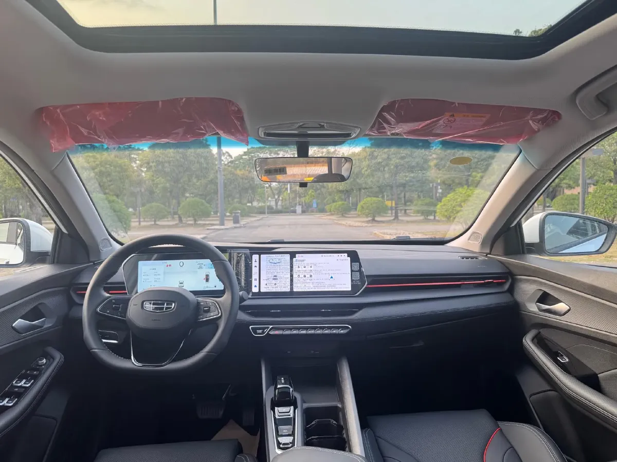 2024 Geely Binray 1.5T 181HP L4 7DCT,autocango,china used car exporter,china ev exporter,chinese used car exporter,chinese used ev exporter