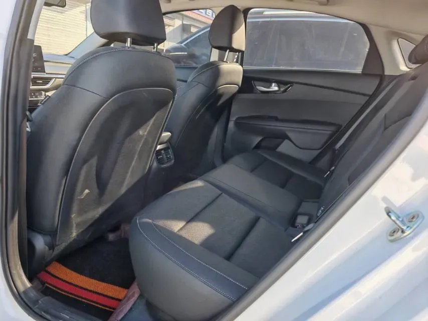 2021 Kia K3 1.5L 115HP L4 CVT,autocango,china used car exporter,china ev exporter,chinese used car exporter,chinese used ev exporter