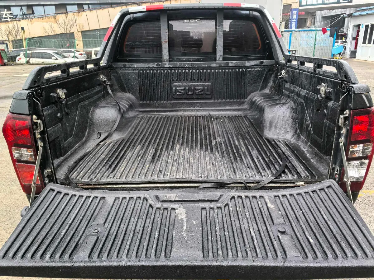 2015 Isuzu D-MAX 2.5T 136HP L4 5AT,autocango,china used car exporter,china ev exporter,chinese used car exporter,chinese used ev exporter