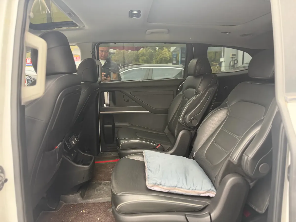 2022 Hyundai Custo 1.5T 170HP L4 8AT,autocango,china used car exporter,china ev exporter,chinese used car exporter,chinese used ev exporter