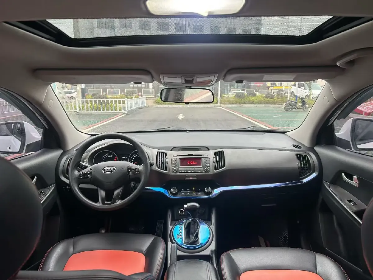 2016 Kia Sportage R 2.0L 165HP L4 6AT,autocango,china used car exporter,china ev exporter,chinese used car exporter,chinese used ev exporter