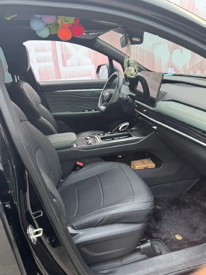 2024 Geely Okavango L 2.0T 218HP L4 7DCT,autocango,china used car exporter,china ev exporter,chinese used car exporter,chinese used ev exporter