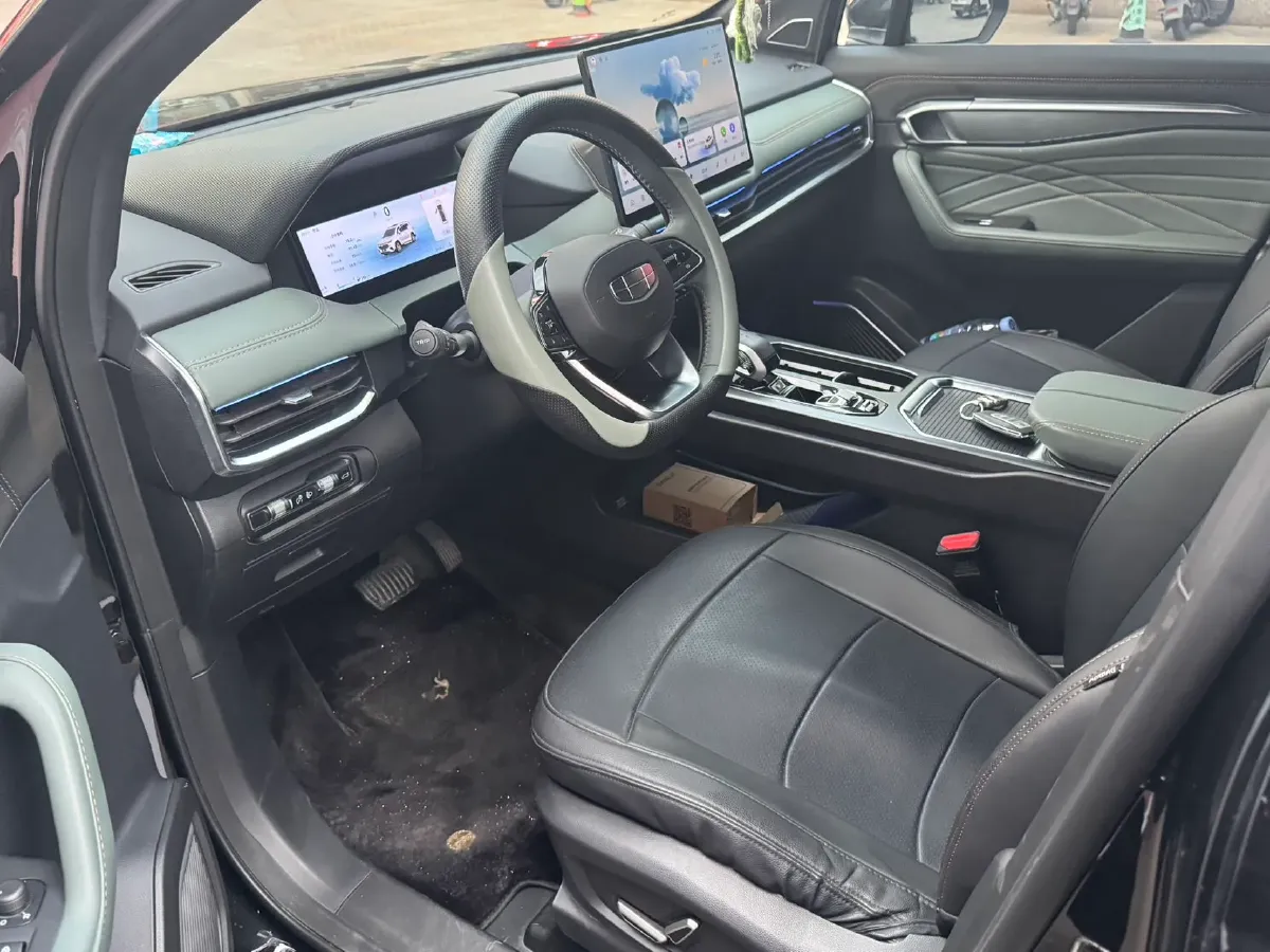 2024 Geely Okavango L 2.0T 218HP L4 7DCT,autocango,china used car exporter,china ev exporter,chinese used car exporter,chinese used ev exporter