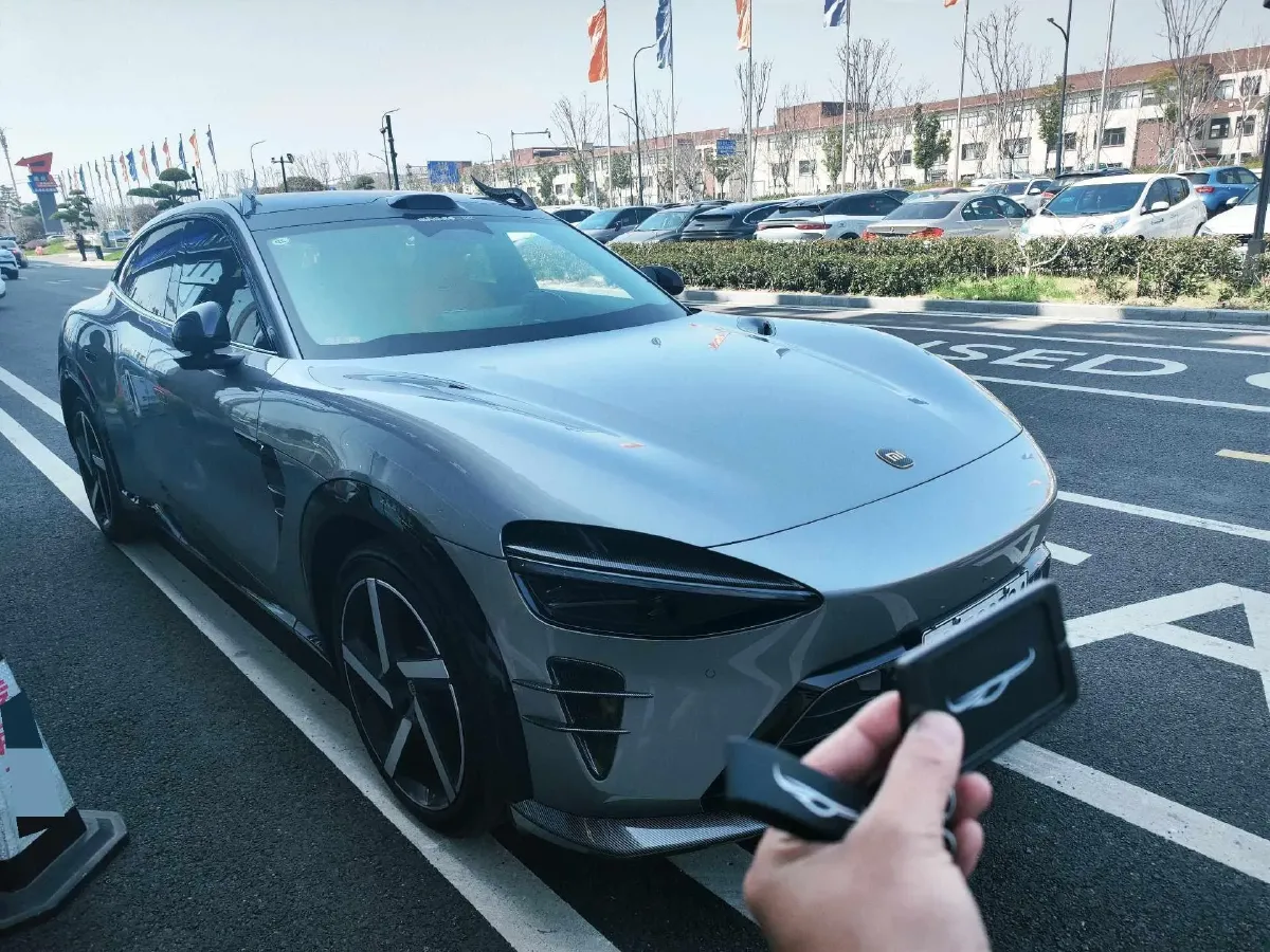 2025 MI YU7 BEV 101.7KWH,autocango,china used car exporter,china ev exporter,chinese used car exporter,chinese used ev exporter