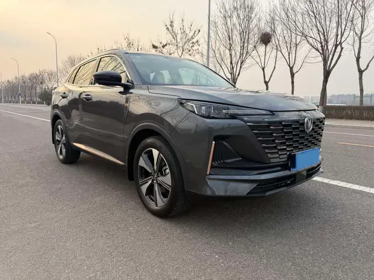 2022 ChangAn CS55 Plus 1.5T 188HP L4 7DCT,autocango,china used car exporter,china ev exporter,chinese used car exporter,chinese used ev exporter