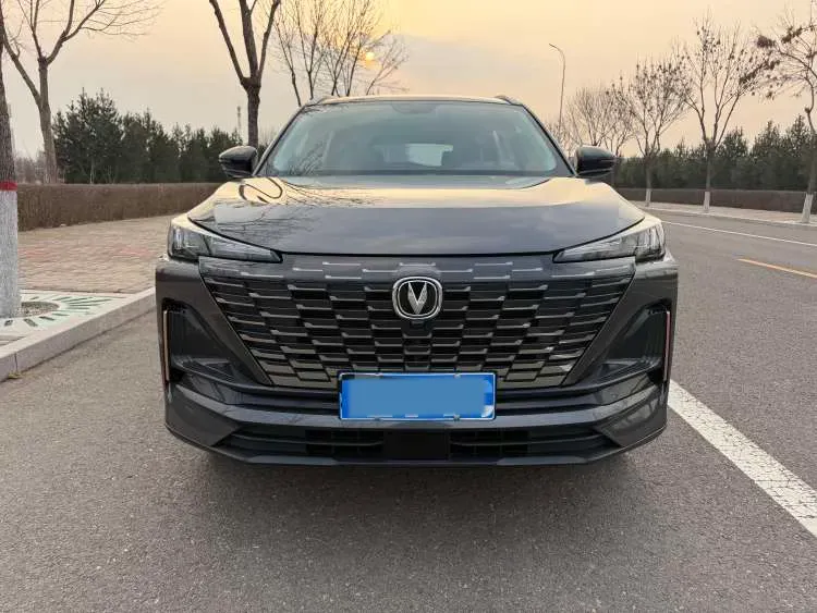 2022 ChangAn CS55 Plus 1.5T 188HP L4 7DCT,autocango,china used car exporter,china ev exporter,chinese used car exporter,chinese used ev exporter