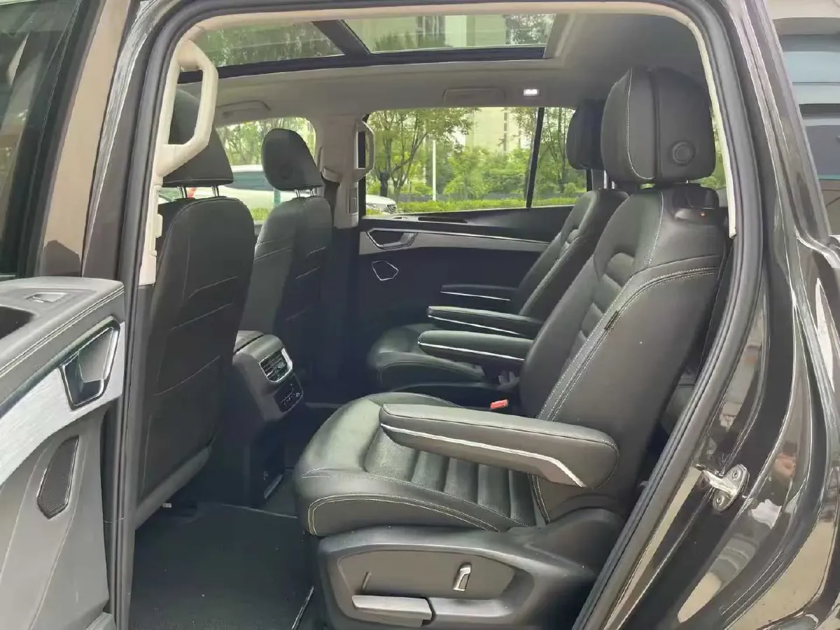 2021 Volkswagen Talagon 2.0T 220HP L4 7DCT,autocango,china used car exporter,china ev exporter,chinese used car exporter,chinese used ev exporter