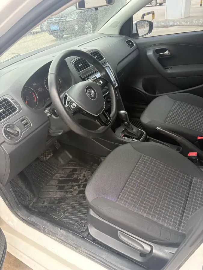 2016 Volkswagen Polo 1.6L 110HP L4 6AT,autocango,china used car exporter,china ev exporter,chinese used car exporter,chinese used ev exporter
