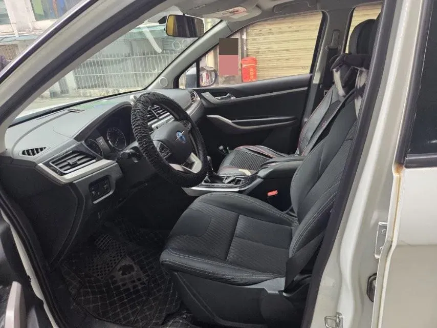 2018 HaiMa S5 Young Edition 1.6L 122HP L4 CVT,autocango,china used car exporter,china ev exporter,chinese used car exporter,chinese used ev exporter