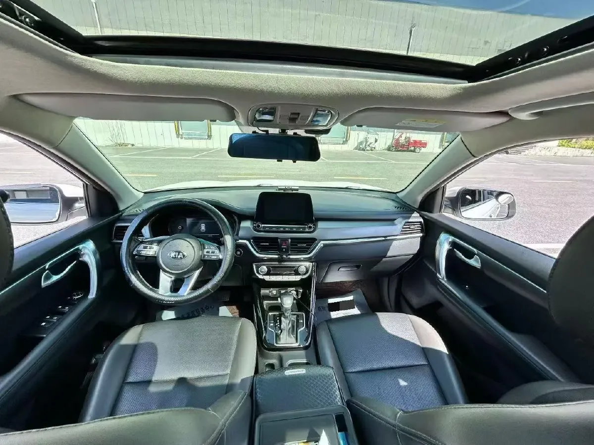 2018 Kia Sportage R 2.0L 160HP L4 6AT,autocango,china used car exporter,china ev exporter,chinese used car exporter,chinese used ev exporter