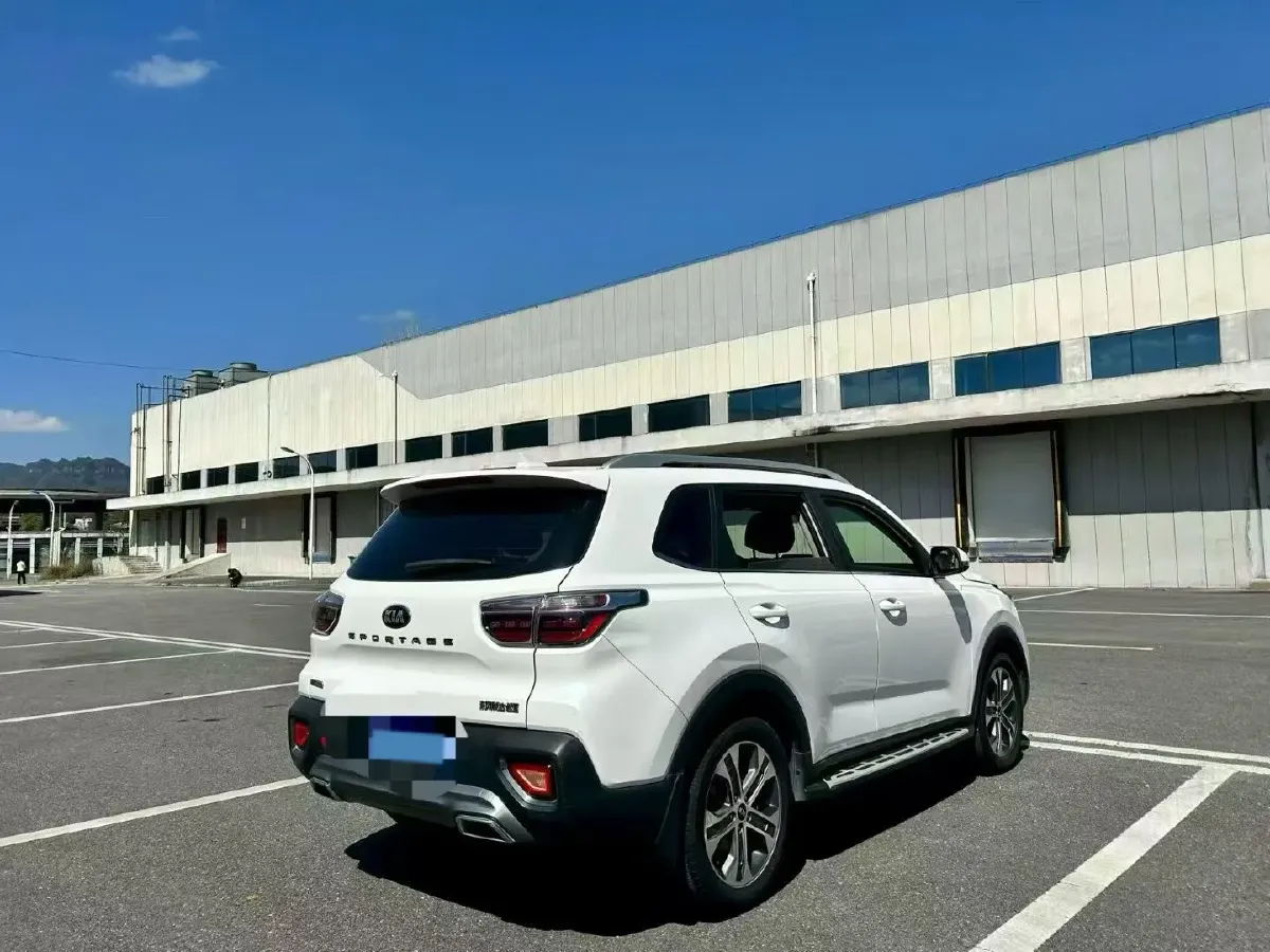 2018 Kia Sportage R 2.0L 160HP L4 6AT,autocango,china used car exporter,china ev exporter,chinese used car exporter,chinese used ev exporter