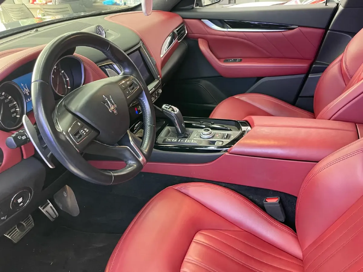 2019 Maserati Levante 3.0T 350HP V6 8AT,autocango,china used car exporter,china ev exporter,chinese used car exporter,chinese used ev exporter