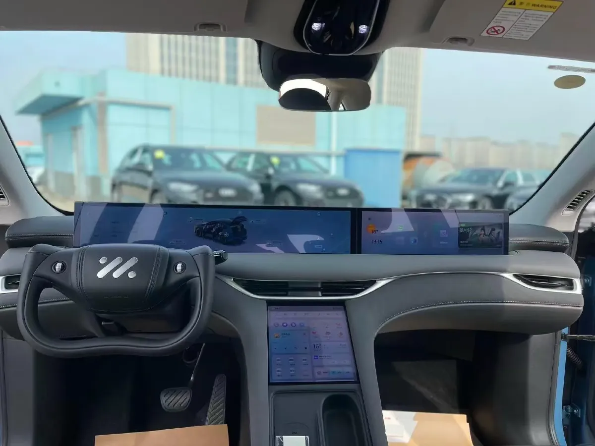 2025 IM LS6 BEV 75KWH,autocango,china used car exporter,china ev exporter,chinese used car exporter,chinese used ev exporter