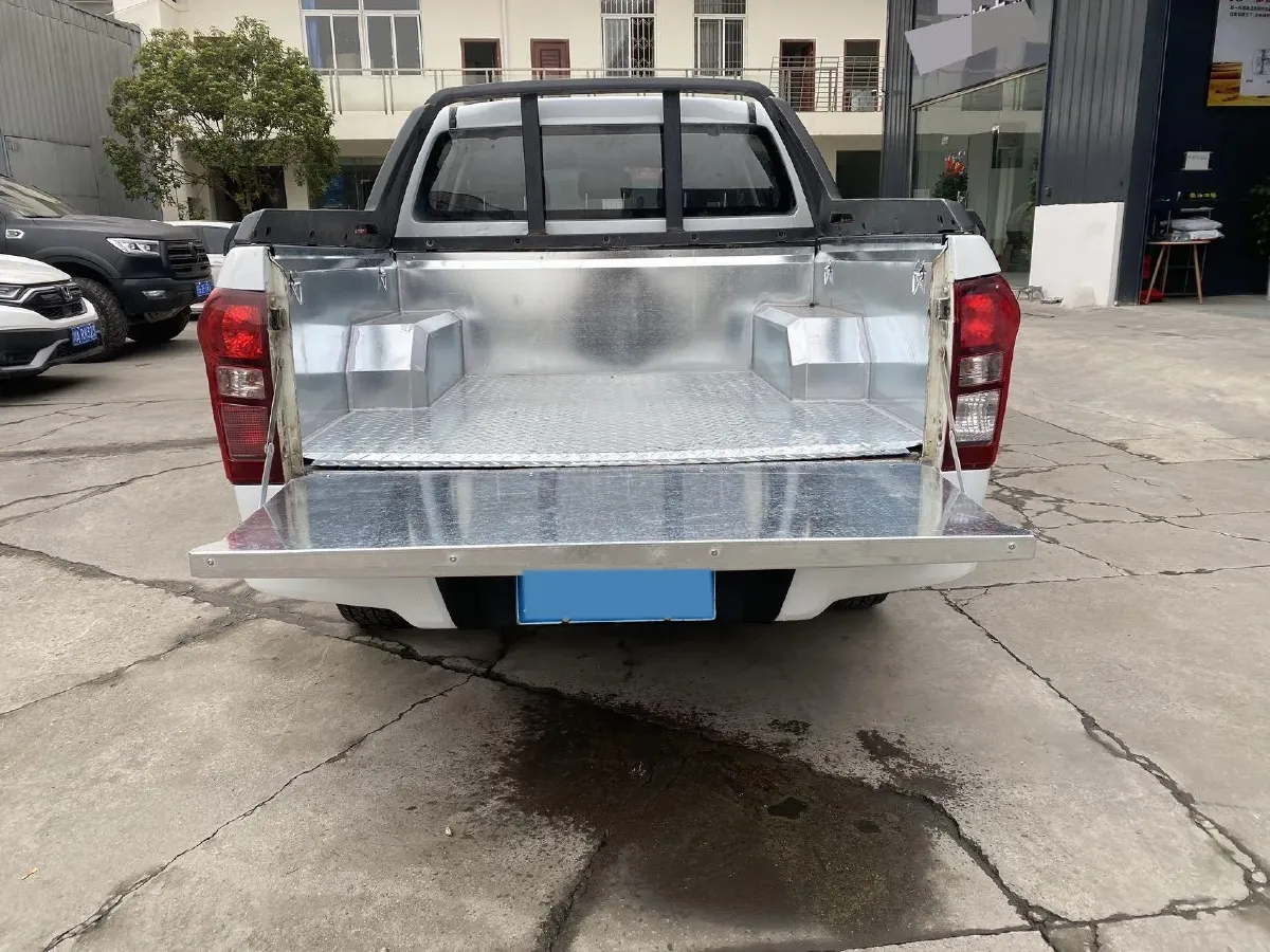 2018 HuangHai JiaoLong 2.5T 140HP L4 5MT,autocango,china used car exporter,china ev exporter,chinese used car exporter,chinese used ev exporter