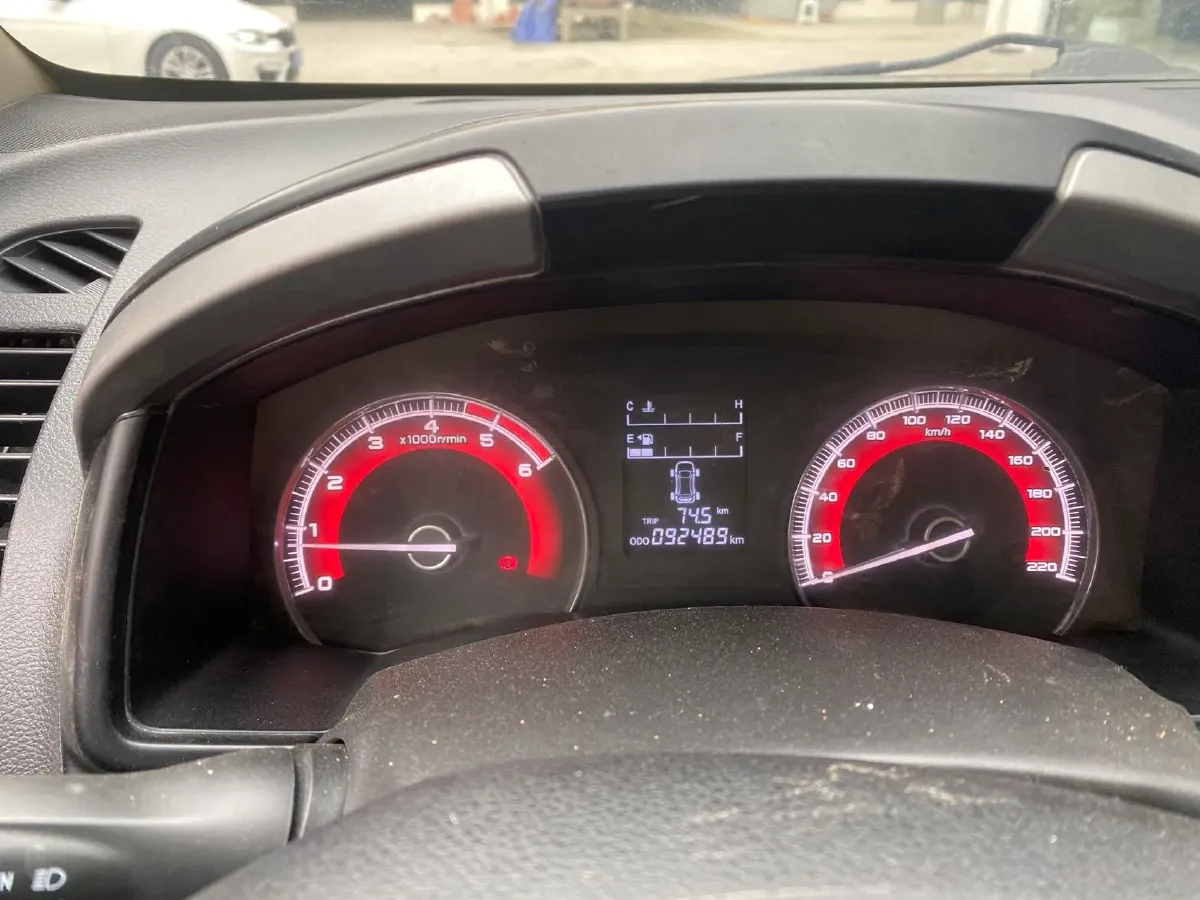 2018 HuangHai JiaoLong 2.5T 140HP L4 5MT,autocango,china used car exporter,china ev exporter,chinese used car exporter,chinese used ev exporter