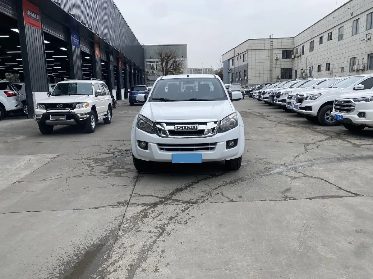2018 HuangHai JiaoLong 2.5T 140HP L4 5MT,autocango,china used car exporter,china ev exporter,chinese used car exporter,chinese used ev exporter