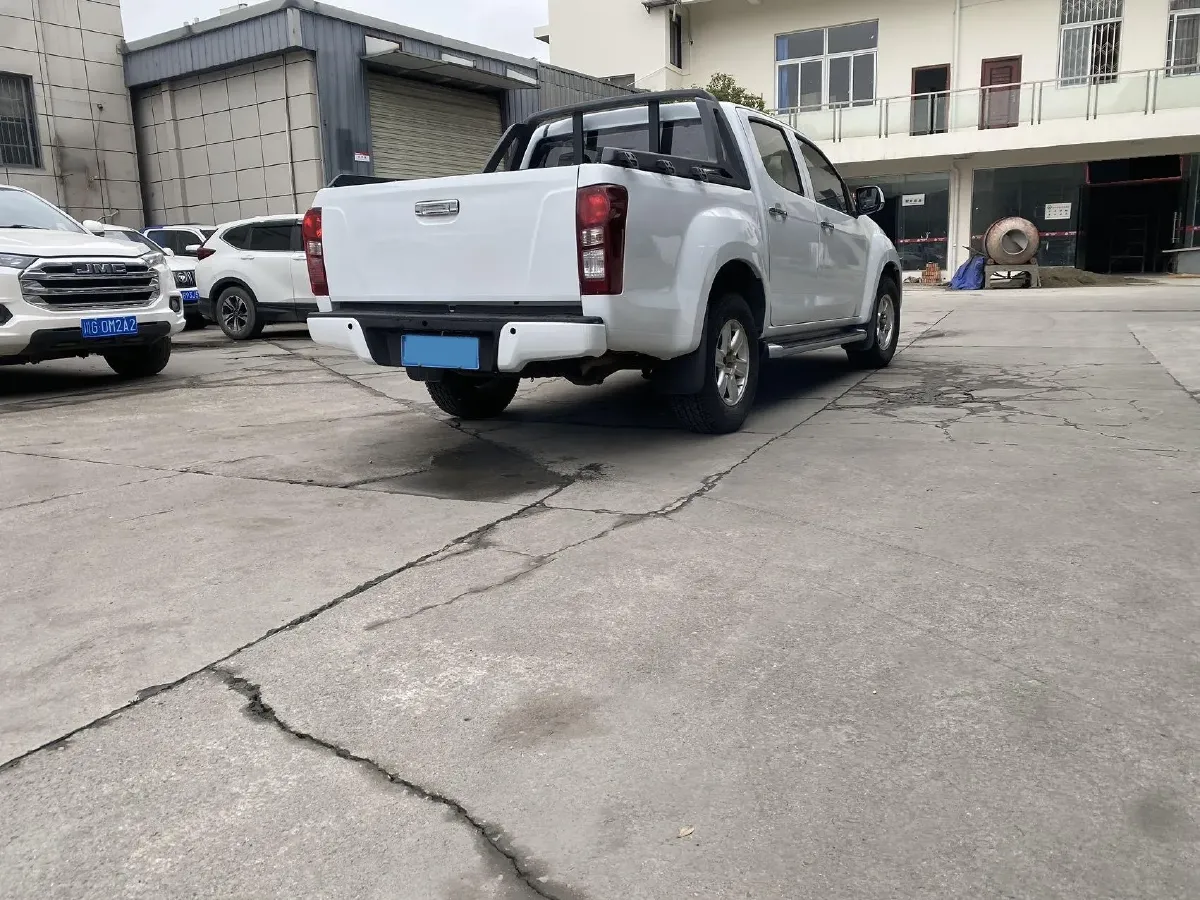 2018 HuangHai JiaoLong 2.5T 140HP L4 5MT,autocango,china used car exporter,china ev exporter,chinese used car exporter,chinese used ev exporter