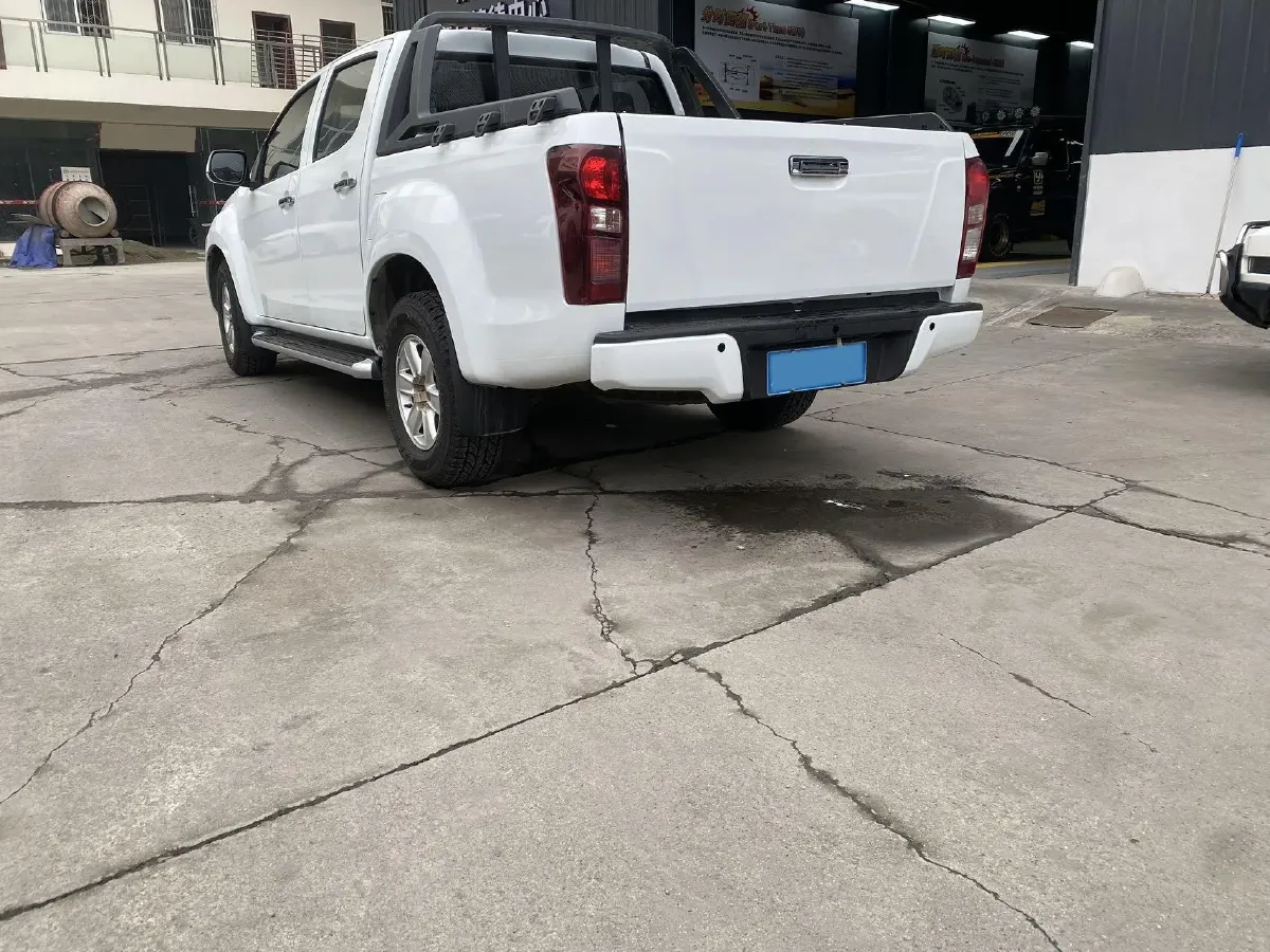 2018 HuangHai JiaoLong 2.5T 140HP L4 5MT,autocango,china used car exporter,china ev exporter,chinese used car exporter,chinese used ev exporter