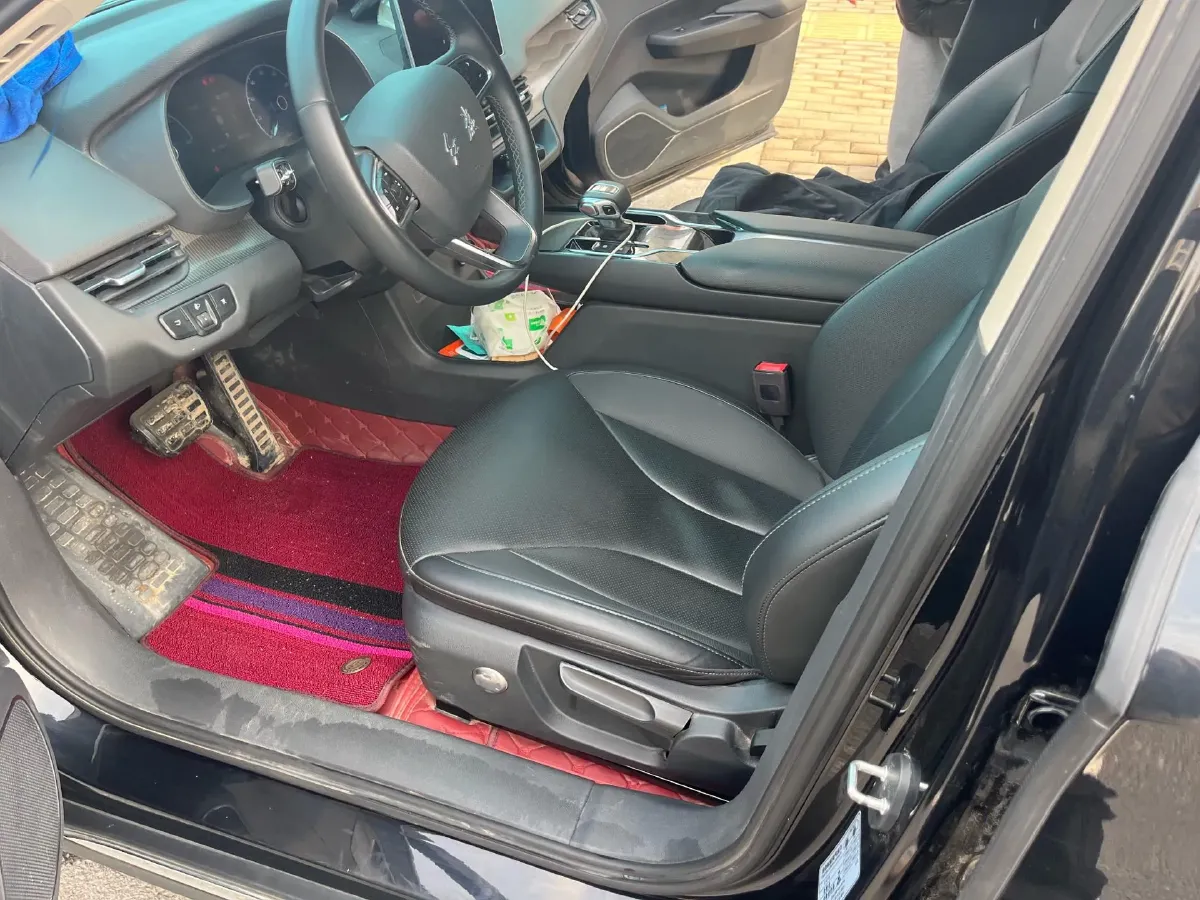 2022 HongQi E-QM5 BEV 54KWH,autocango,china used car exporter,china ev exporter,chinese used car exporter,chinese used ev exporter