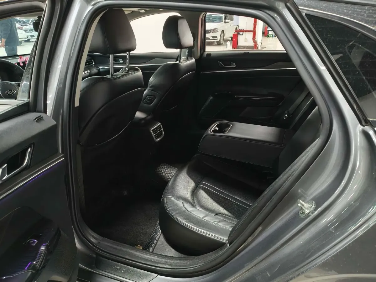 2020 Kia K5 2.0T 240HP L4 8AT,autocango,china used car exporter,china ev exporter,chinese used car exporter,chinese used ev exporter