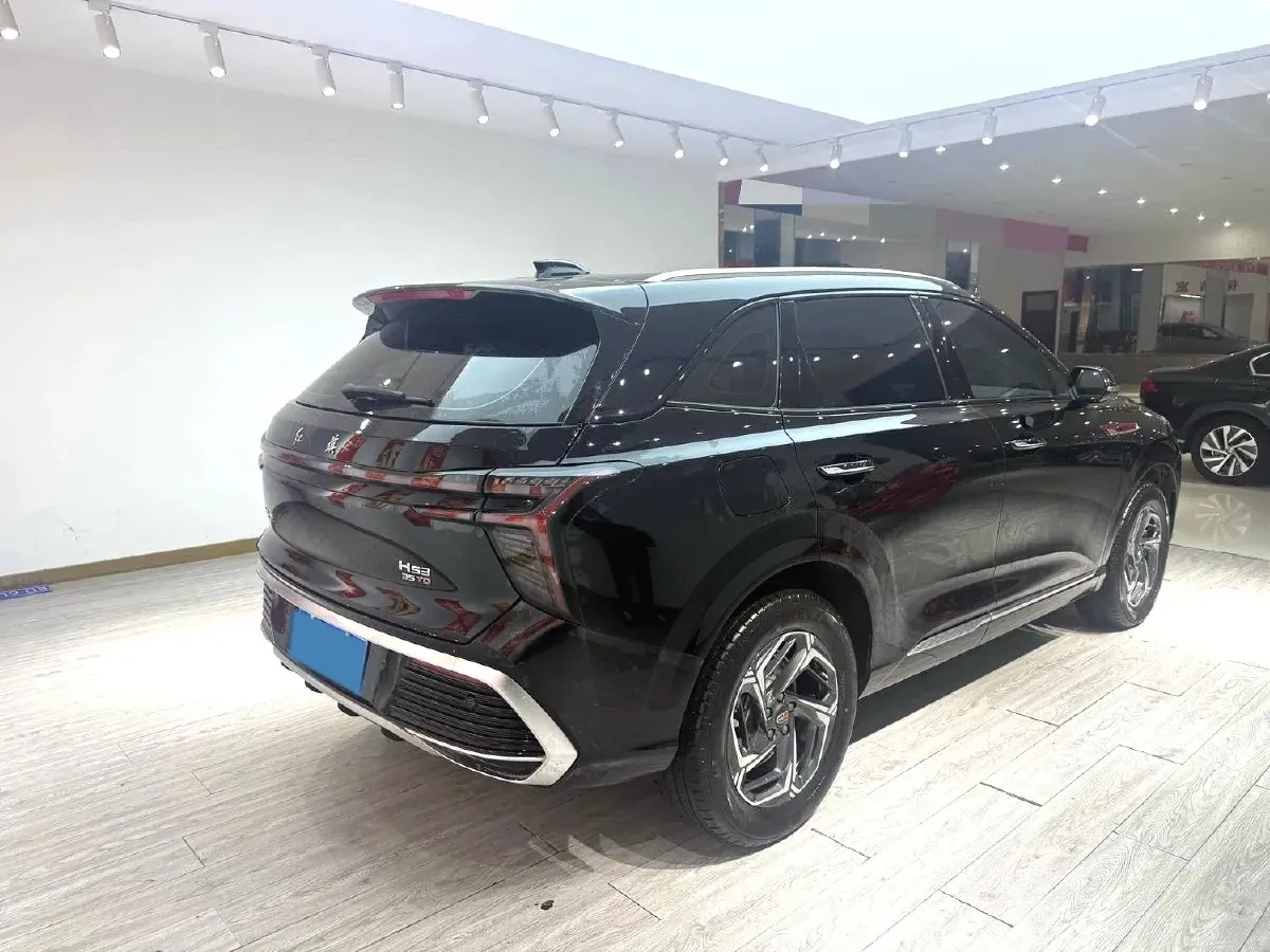 2023 HongQi HS3 1.5T 169HP L4 7DCT,autocango,china used car exporter,china ev exporter,chinese used car exporter,chinese used ev exporter